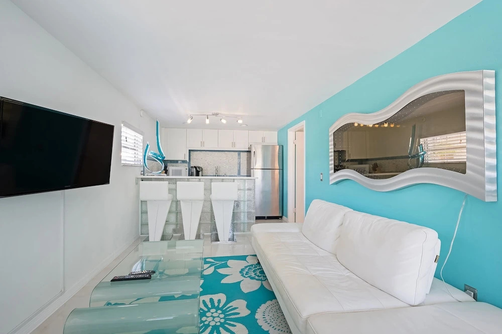 Flamingo Estates #3 - Two Bedroom Apartment
