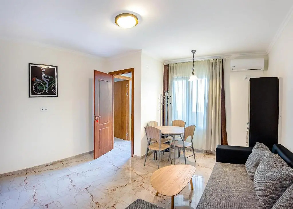Hotel Mandarinebi