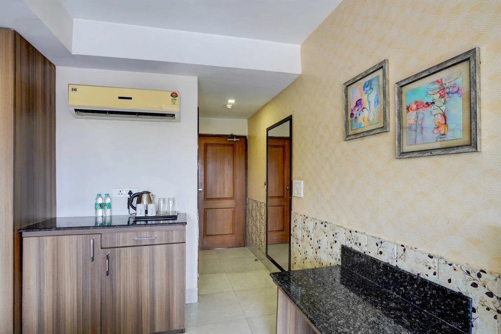 Super Super Townhouse Oak IMA Dehradun