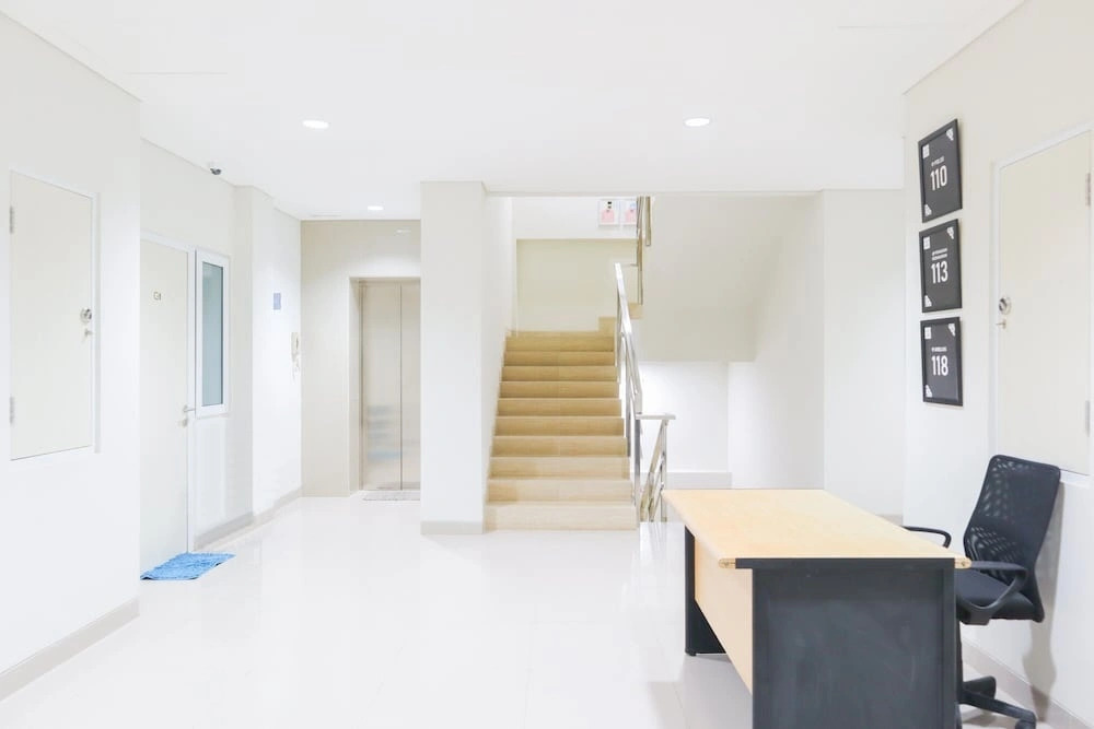 OYO Life 1830 Mandala Residence