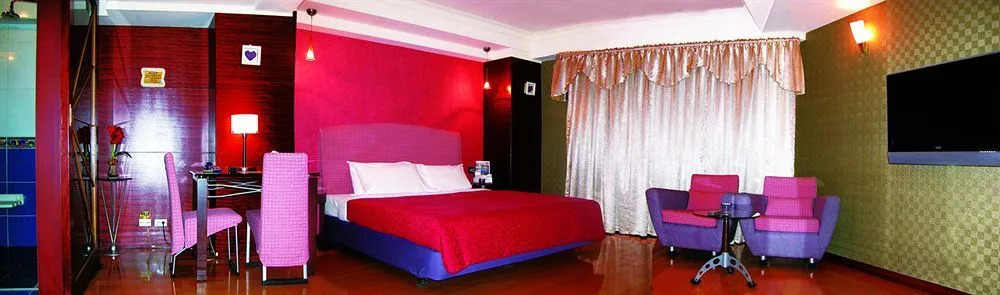 Royal Group Hotel Wu Fu Branch