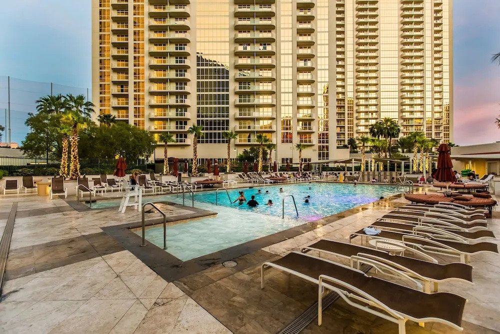The Signature MGM Condos
