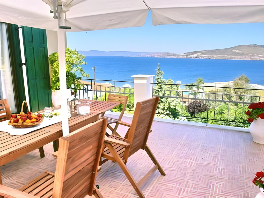 Clara Resort