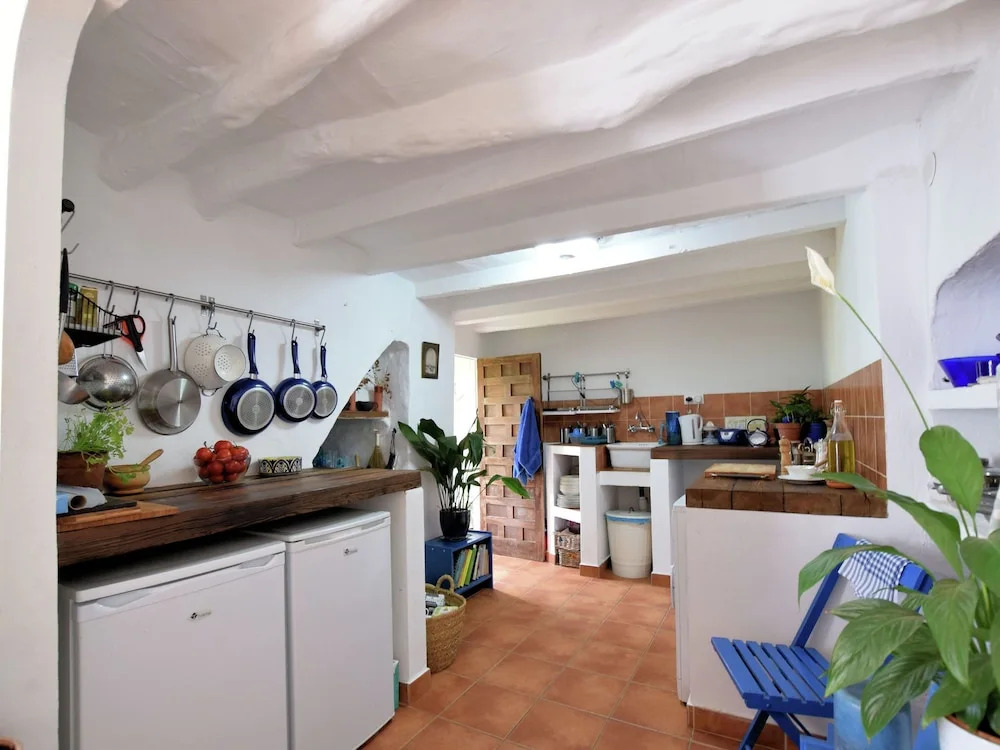 Cozy Cottage in Arroyo Coche near Casabermeja