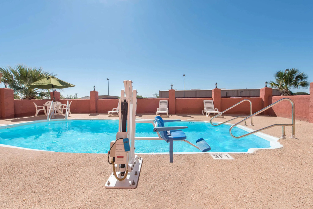 Super 8 by Wyndham Abilene South