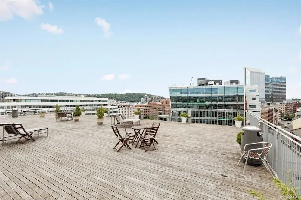 Stayplus Studio W/Balcony- Hip Area