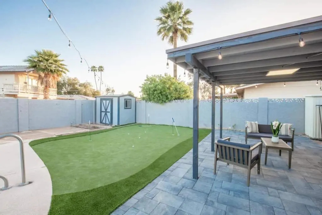 Modern Tempe Gem w Sparkling Pool and Game Room