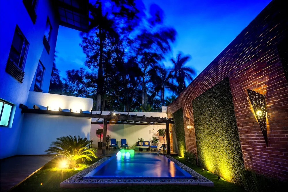 Elements Hotel Boutique