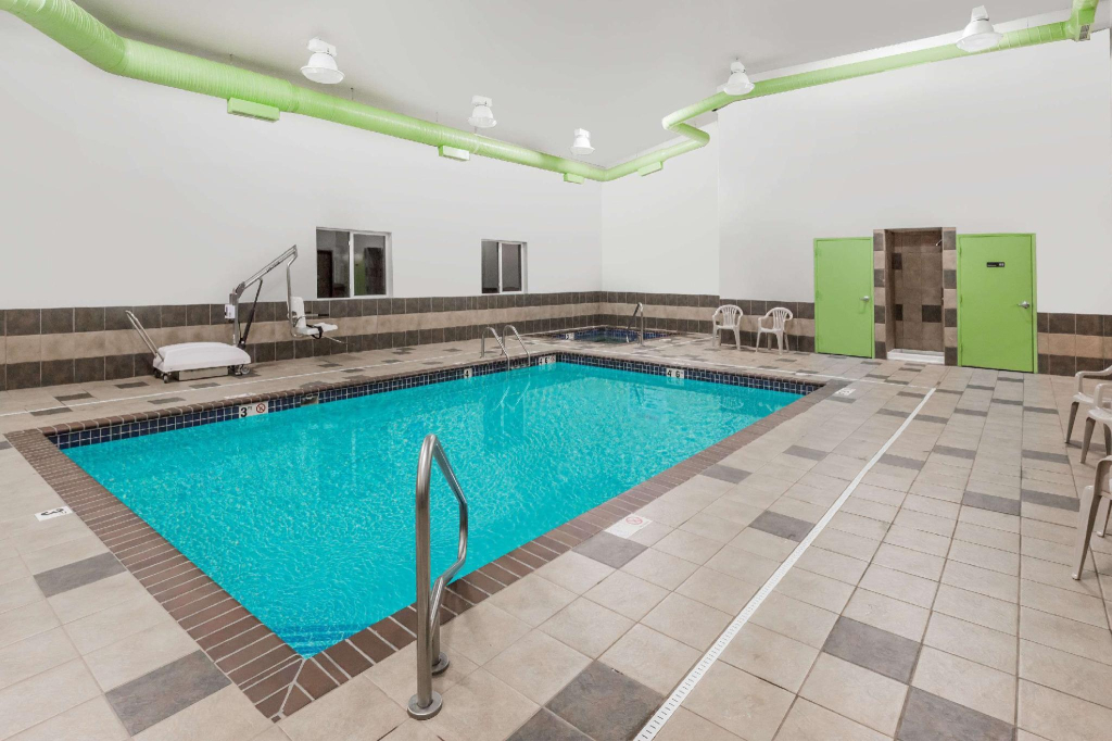 Econo Lodge Inn & Suites Yankton