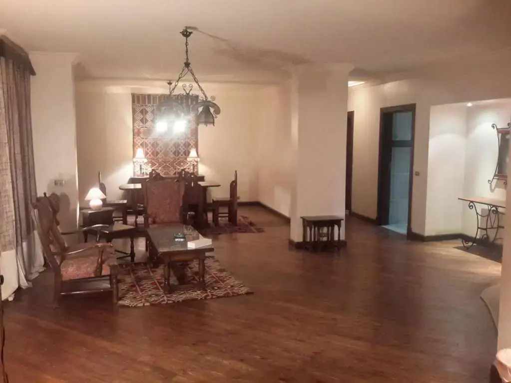 Maadi Int. Center & Apartment