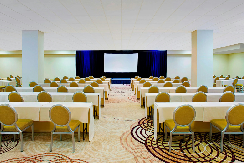 Sheraton Philadelphia Downtown