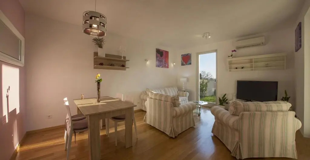 Sunset Beach Apartments
