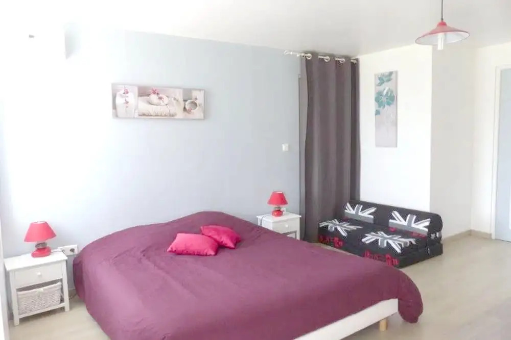 House With 4 Bedrooms in Saint-sozy, With Enclosed Garden and Wifi