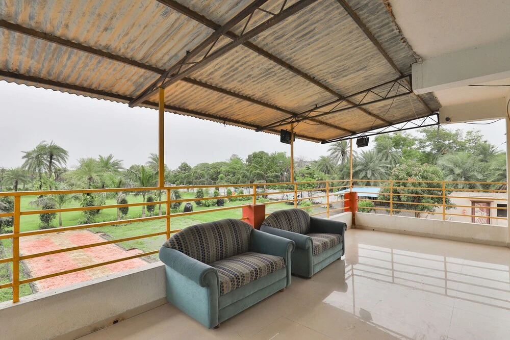 OYO 15918 Hotel Silent