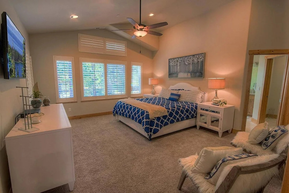 Hole in One Hideaway