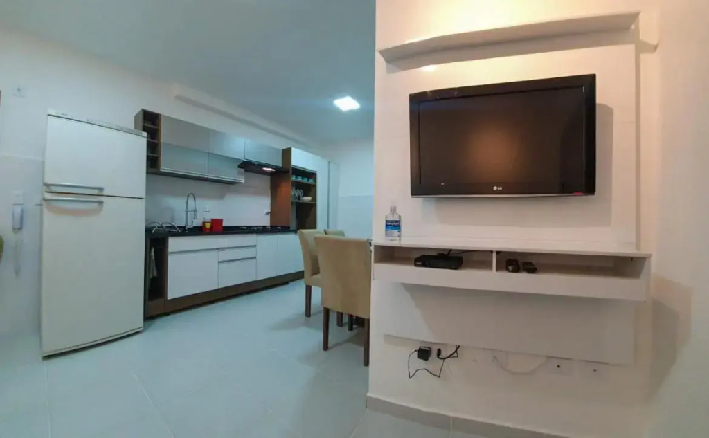 Apartamento novo , poucos metros da praia