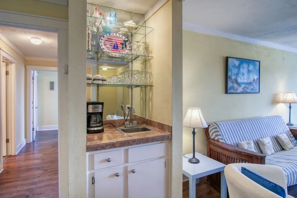 Ray's Retreat - 3 Br Condo
