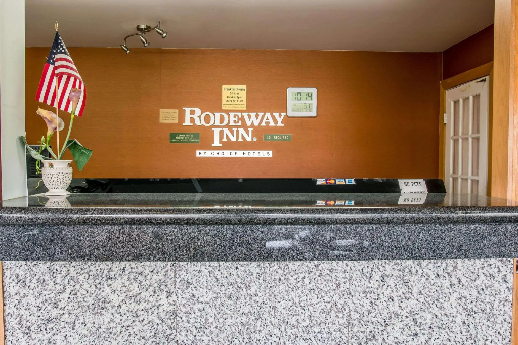 Rodeway Inn Grand Haven