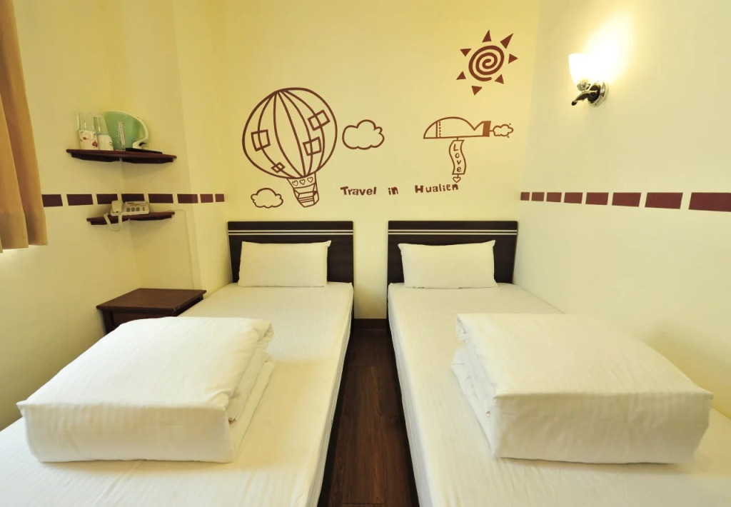 Spring Autumn Hotel