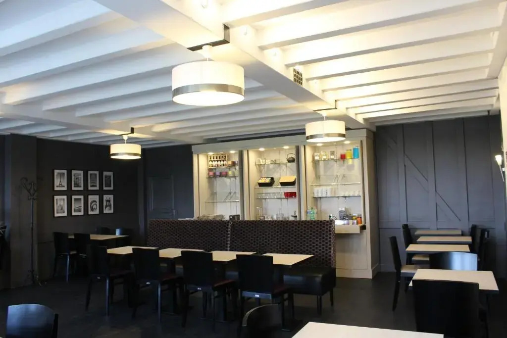 Logis Hôtel Restaurant Le Quai Fleuri