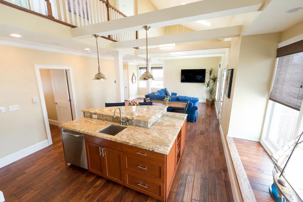 The Newport Lofts - 543 Thames Street