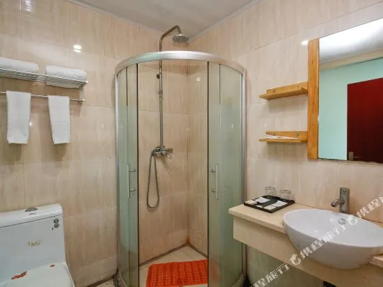 Tianduo Hotel (Xi'an Zhangba North Road Metro Station)