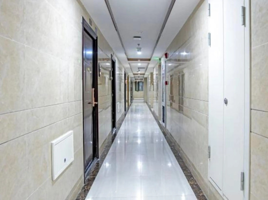 Junyi Chain Hotel (Wuhan Jixian Subway Station Tongji Hospital)