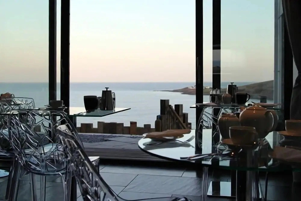 Luxury Pebble House 180 Degrees Sea View