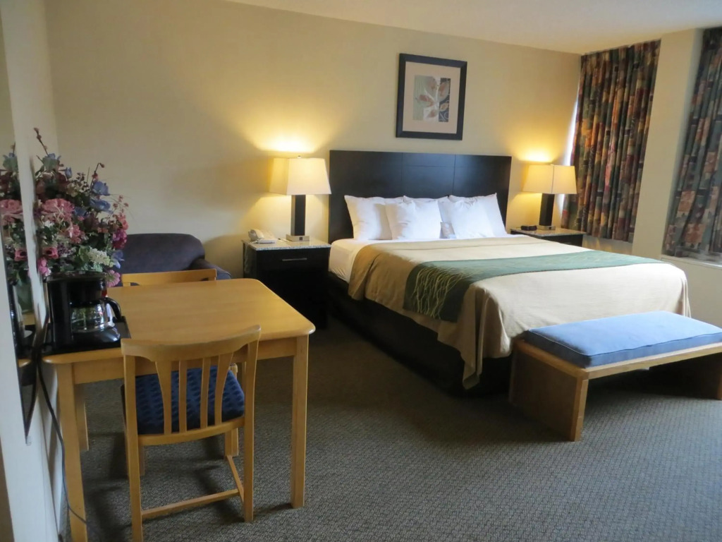 Comfort Inn & Suites