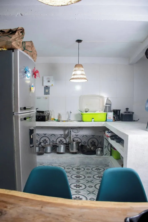 Spacious Coveñas Cabin 4 Bedrooms, Close to Beach, Pet-friendly