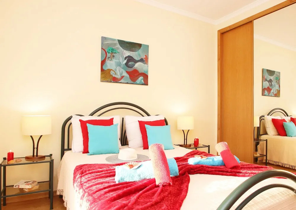 Villa Sunset - com piscina aquecível e jardim em Carvoeiro