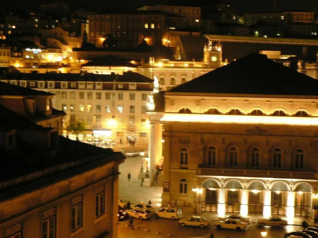 Traveling to Lisbon Low Cost Lisbon Rossio Apartments