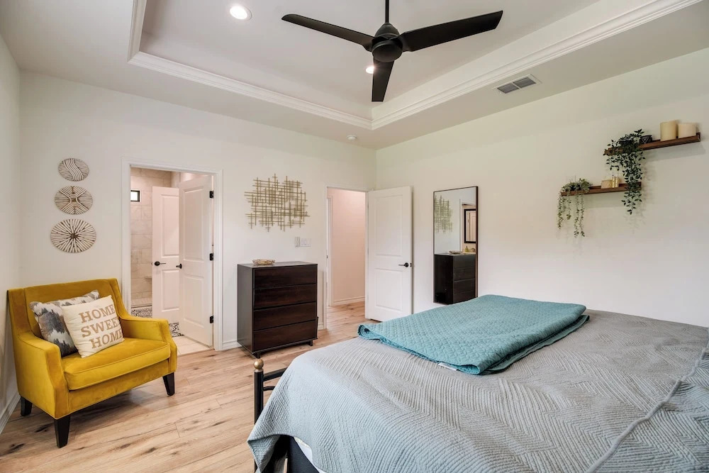 Updated New Braunfels Home w/ Fire Pit!