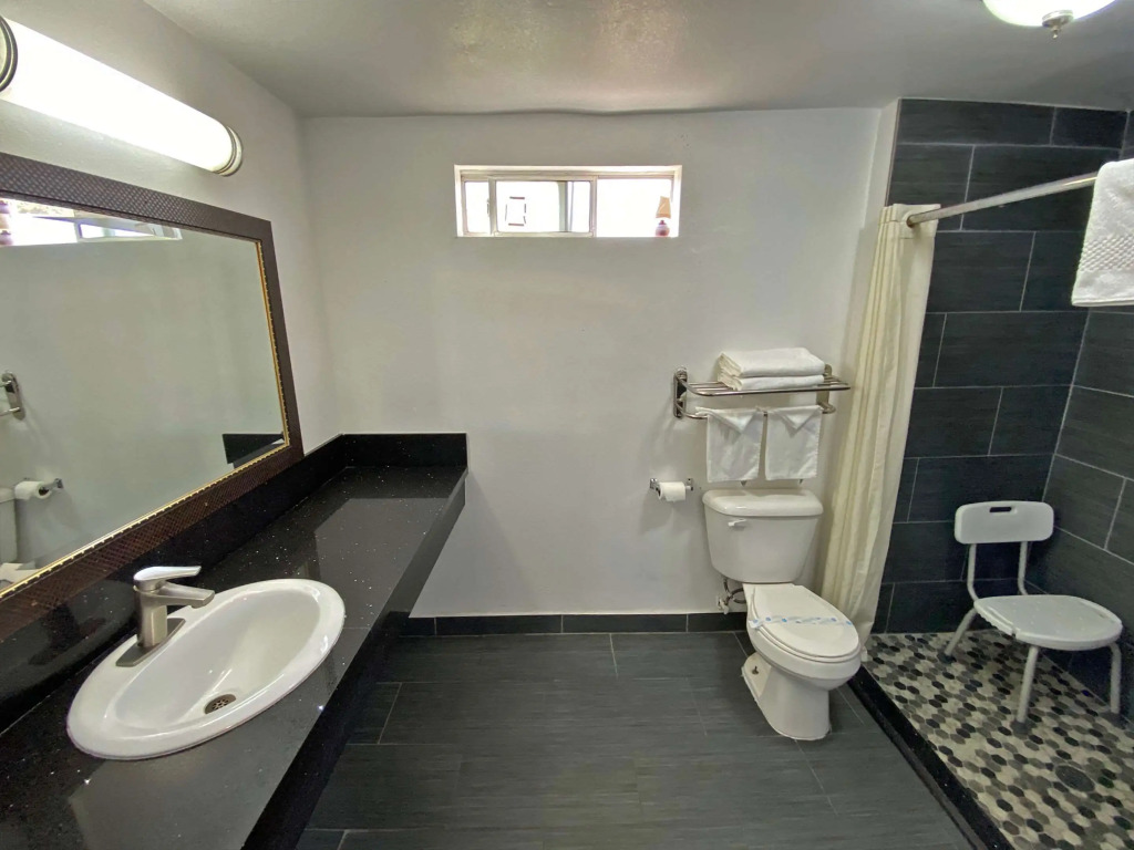 Rodeway Inn Ventura Midtown