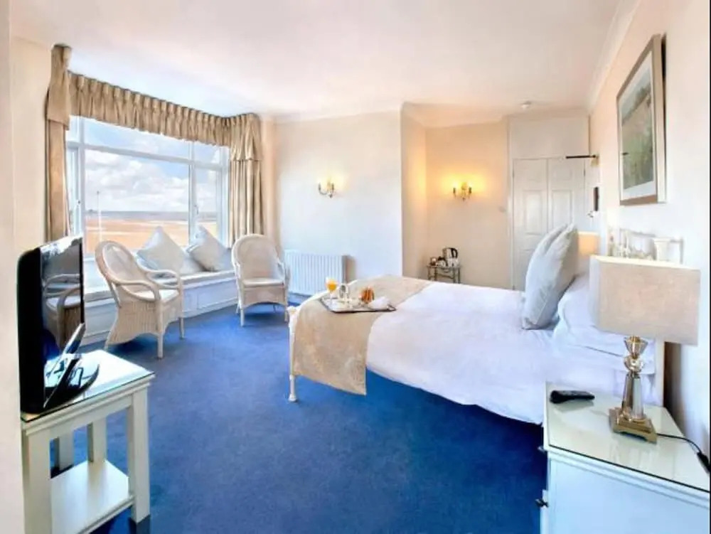 Kingsway Hotel