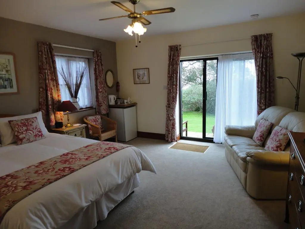The Old Farmhouse B&B