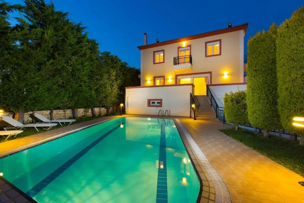 Christina Villas, Steps to Sandy Beach, By ThinkVilla