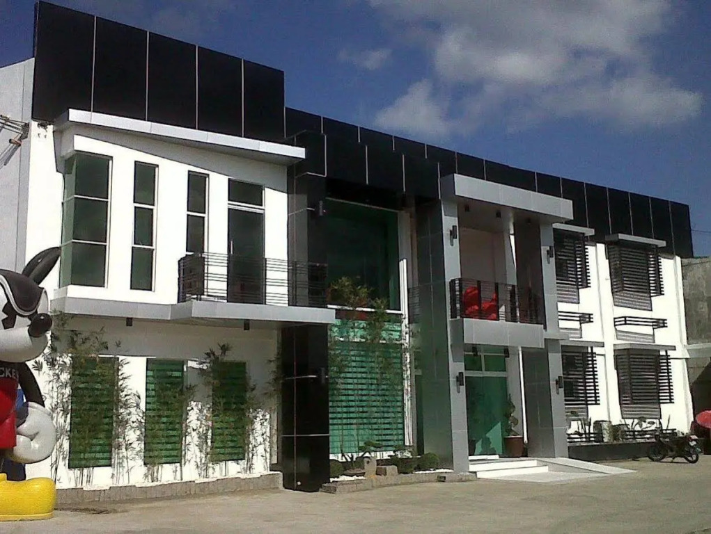 The Hotel Sophia