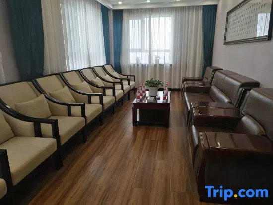 Ouyi Ark Hotel (Siping High Speed Railway Station Yizhong Branch)