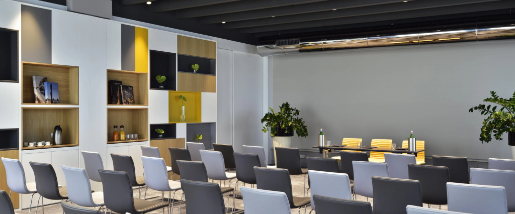 UNA Hotels The One Milano Hotel & Residence