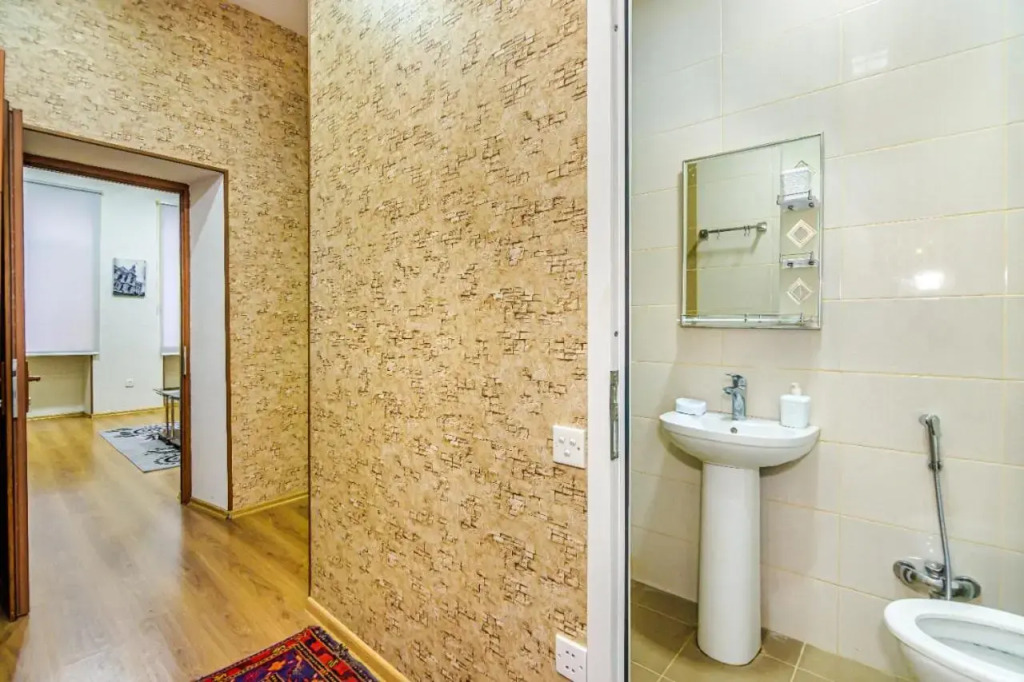 M Estate Targovu 2 room (009).