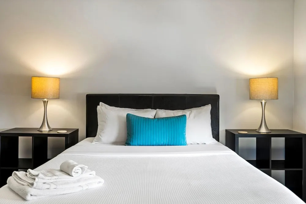 B2bb Enjoy a Full Kitchen in an Affordable Condo Near Peachtree Street