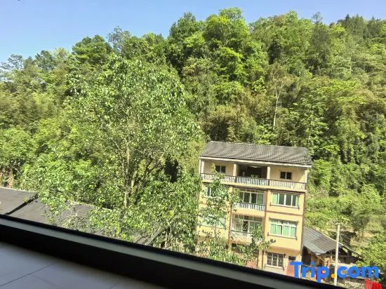 ‌Shuanghe Youranju Homestay