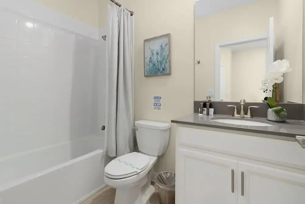 Comfortable Beds - Fully Equipped Kitchen Pool Spa