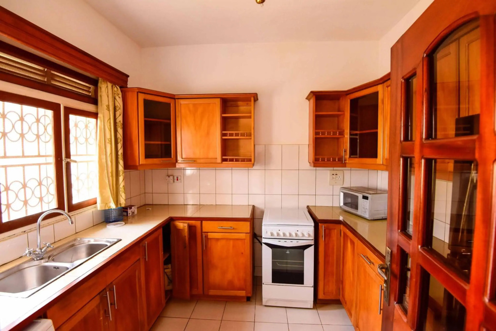 Crane Serviced Apartments