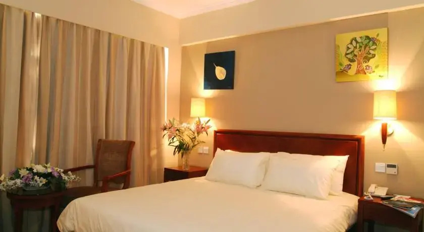 Shanghai YiTing 6+e Hotel (Yangpu Bridge)