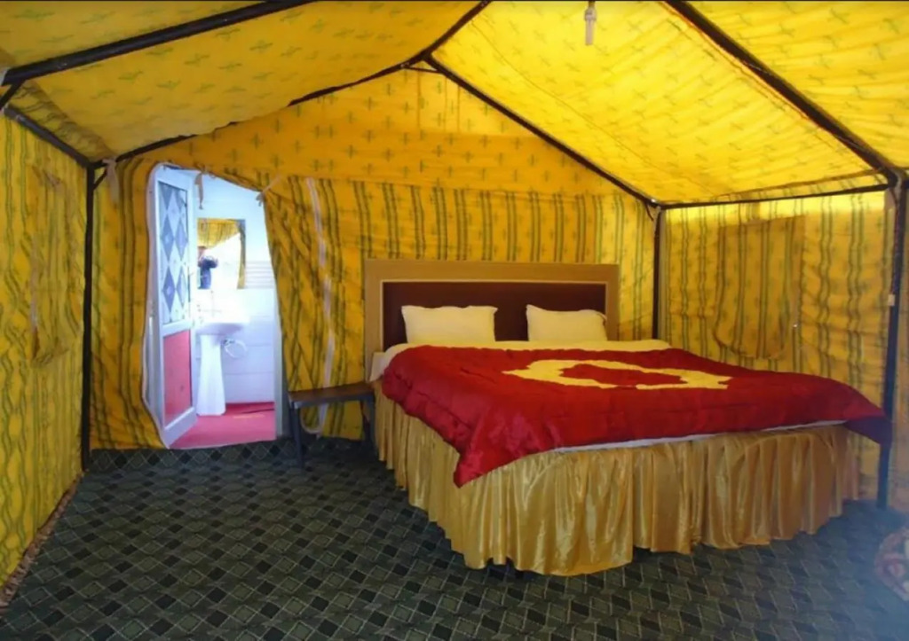 Royal Deluxe Camp