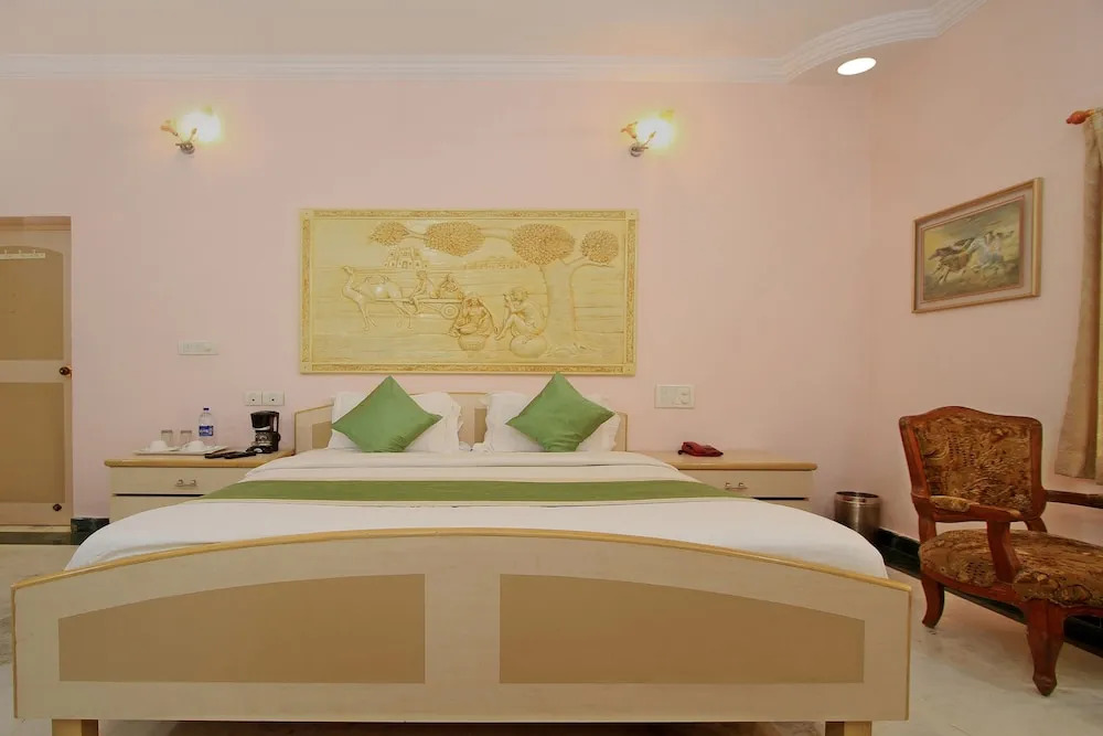 OYO 10438 Green Villa