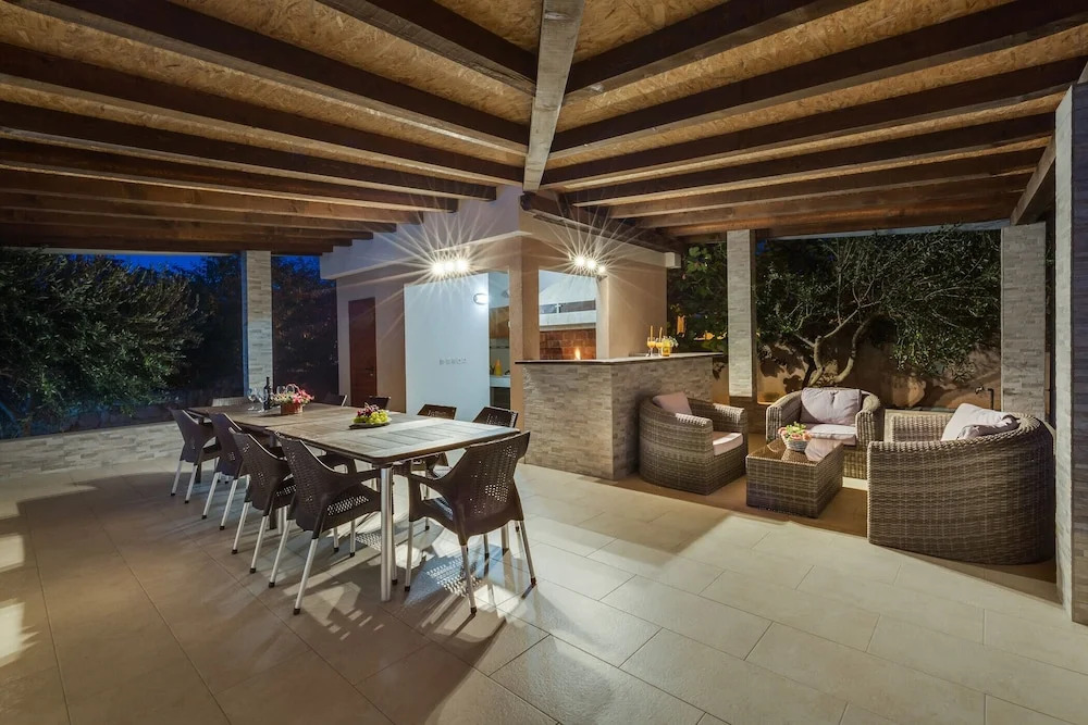 Villa Zlatni dvori ZadarVillas