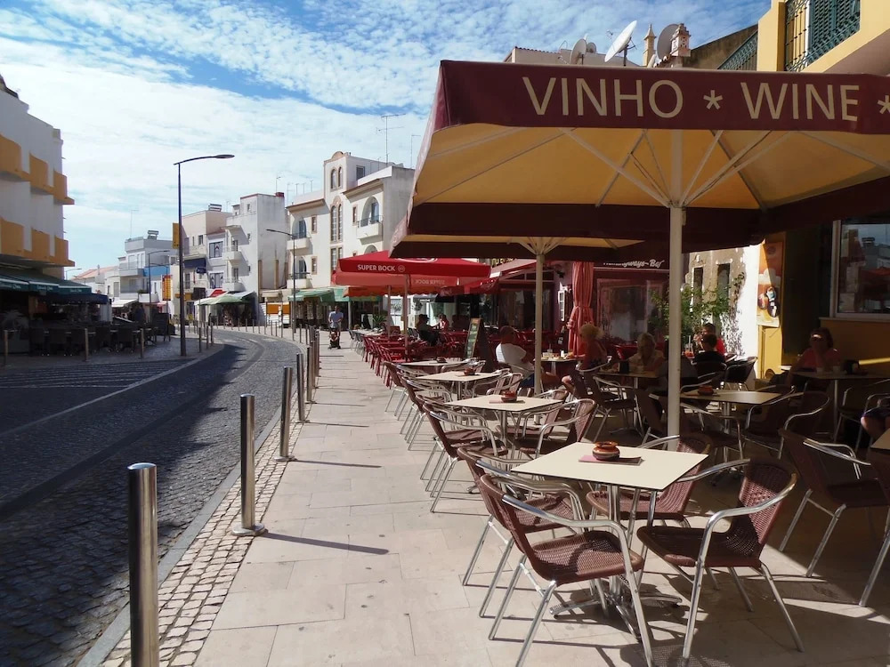 Bright Villa With 2 Rooms in Carvoeiro With Wonderful sea View, 4 Furn